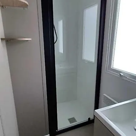 3 Etoiles - Piscine - Ccbadeg * Lespéron