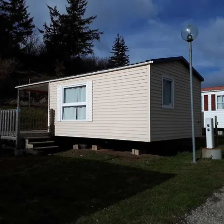 Zecamping 3 Etoiles Piscine Chauffee Animaux Acceptes Mobil-home Bbq