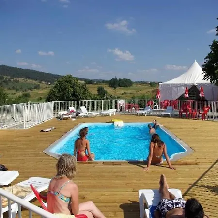 3 Etoiles - Piscine - Ccbadeg