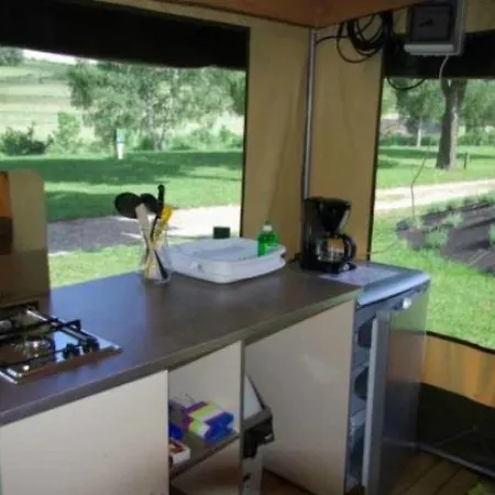 Zecamping 3 Etoiles Piscine Chauffee Animaux Acceptes Mobil-home Bbq 3*